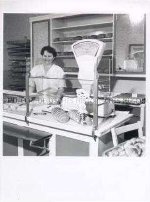 Serie "Kolleginnen und Kollegen - Bürger der DDR" Ruth Piesker