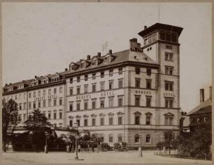 Dresden-Altstadt, Postplatz. "Weber's Hotel" (um 1830 als Turmhaus, Umbau 1867)