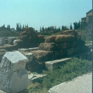 Athen. Kerameikos-Grabungsgelände. Reste des Dipylon-Tores in der antiken Stadtmauer