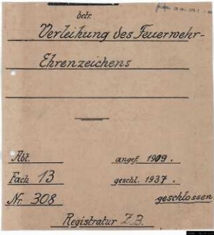 Verleihung des Feuerwehr-Ehrenzeichens.