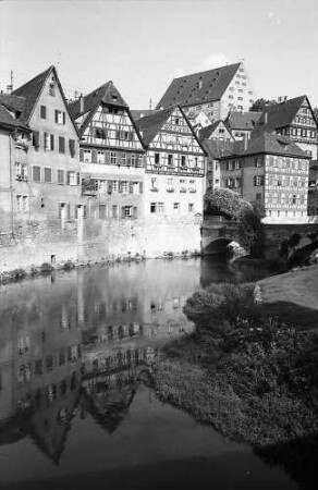 Schwäbisch Hall: Altstadthäuser am Kocher
