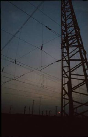 Untertürkheim Rbf Quertragwerk Mast