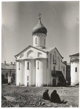Nowgorod (Weliki Nowgorod), Russland. Kirche des Prokopius (Hof des Jaroslaw; 1529), Apsiden und Nordseite