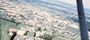 Freiburg, Hochdorf: von Süden, mit Sportanlagen