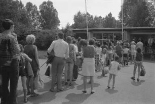 Badebetrieb im Freibad Rüppurr