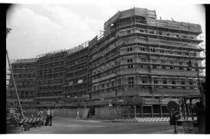 Kleinbildnegativ: Mariannenplatz 2, 1975