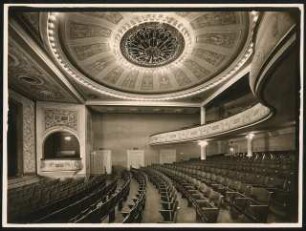 Stadttheater, Landsberg a.d. Warth: Ansicht Zuschauerraum und Proszenium