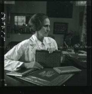 Die Buchbinderin Frieda Tirsch