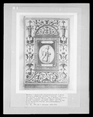 Novus thesaurus gemmarum veterum — Tafel (21): In der Mitte Patroclus Elatus; Groteskenrahmung