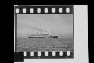 Cap Arcona (1927), Passagier- und Frachtschiff, Hamburg Südamerikanische Dampfschifffahrts-Gesellschaft A/S & Co KG (HSDG), Antwerpen, Bau-Nr. 476