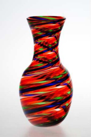 Vase mit Spiralbändern