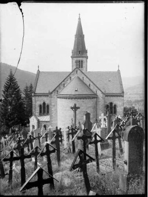 Fischerbach Katholische Kirche mit Friedhof