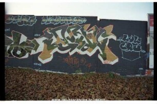 SENTY ERIKN DICHTONE PEnc ERIKN DICHT "PenconeR LUL ...LUL CRU... oNE | one | 2001