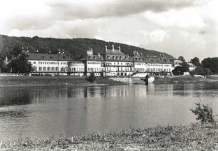 Dresden-Pillnitz. Schloss (beg. 1720). Wasserpalais (1720-1725, M. D. Pöppelmann)