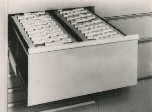 VOKO SKR-Registerkartenschrank von Peter Raacke