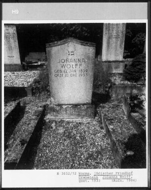 Grabstein von Kind Eva, Tochter des Johanna Wolff (gestorben 1933.10.10)