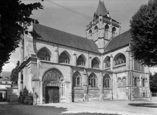 Eglise abbatiale Saint-Taurin