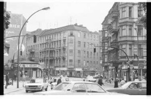 Kleinbildnegative: Verkehr auf der Kolonnenstraße, 1978