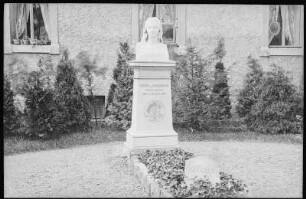 Weißenfels. Grab von Novalis