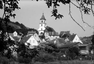 Istein: Blick auf Istein von der Umgehungsstraße