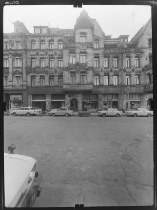Leipzig-Zentrum, Gottschedstraße 11. Wohnhaus mit Laden (1899). Straßenfront