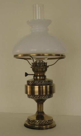 Petroleumlampe (Tischlampe)