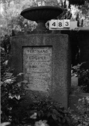 Grabstein 483