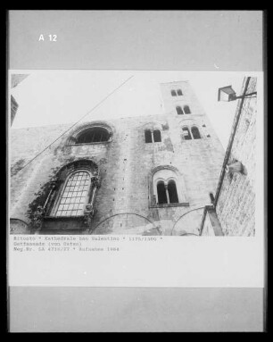 Kathedrale San Valentino — Ostfassade
