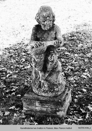 Lautespielender Faun