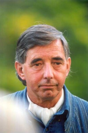 Desmond Egan (Irland), Schriftsteller : Egan, Desmond (Schriftsteller)