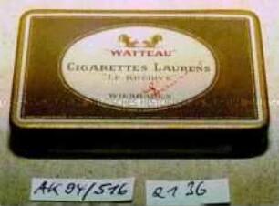 Blechdose für 10 Stück "'WATTEAU' CIGARETTES LAURENS 'LE KHEDIVE' WIESBADEN" mit Inhalt