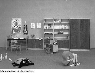 Jugendzimmer (Modell 718)