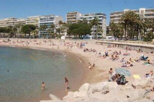 Cannes - Strand an der Croisette : Strand an der Croisette in Cannes, aufgenommen 2006