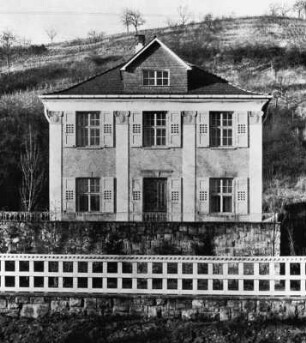 Landhaus Hechler; Bensheim, Nibelungenstraße 68