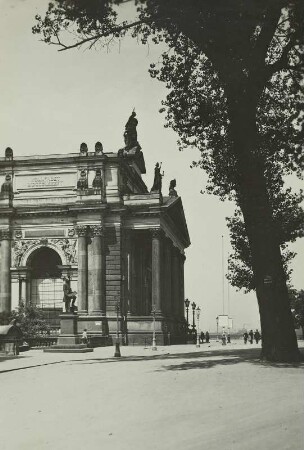Ausstellungsgebäude des Sächsischen Kunstvereins : Dresden-Altstadt. Lipsiusbau, Kunstakdemie, Ausstellungsgebäude des Sächsischen Kunstvereins, Brühlsche Terrasse