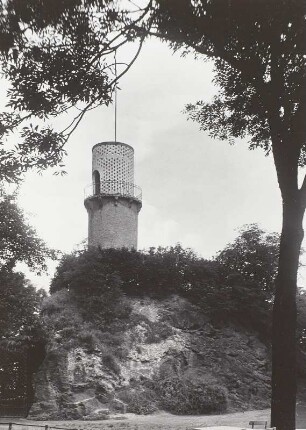 Dresden-Plauen, Coschützer Straße. Aussichtsturm am Hohen Stein