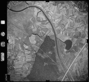 Luftbild: Film 24 Bildnr. 667