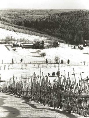 Rehefeld (Altenberg-Rehefeld-Zaunhaus). Ehem. Jagdschloß und Tal der Wilden Weißeritz