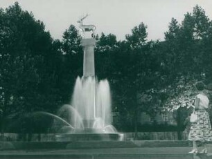 Stadtpark Schöneberg. Hirschbrunnen