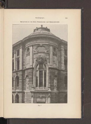 Skulpturen an der Ecke Französische- und Kanonierstraße.