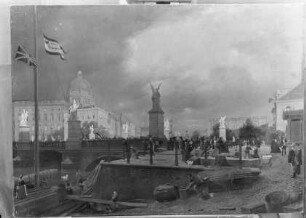 Schloßbrücke in Berlin mit Einzug des Prinzen Friedrich Wilhelm und der Prinzessin Viktoria