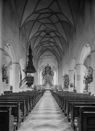 Katholische Stadtpfarrkirche Mariä Himmelfahrt