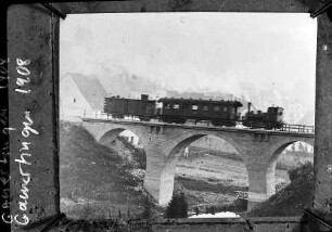 Gammertingen, "d"-Maschine von 1899 mit Packwagen von 1901 und Personenwagen von 1908