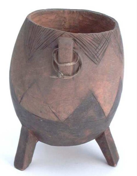 B02946 Vessel; pot