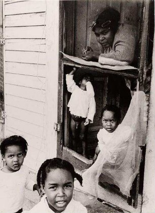 Mutter mit Kindern in New Orleans