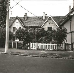 Dresden-Hellerau, Beim Gräbchen 1/3. Wohnhaus (um 1910, H. Muthesius)