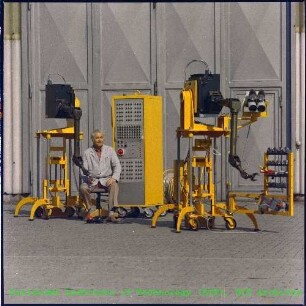 Elektrischer Master-Slave-Manipulator (EMSM I) der Abteilung Reaktorbetrieb und Technik (RBT)