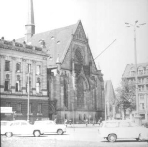 Leipzig. Augusteum (Universitätshauptgebäude) und Universitätskirche St. Pauli kurz vor Sprengung und Abbruch, Mai 1968