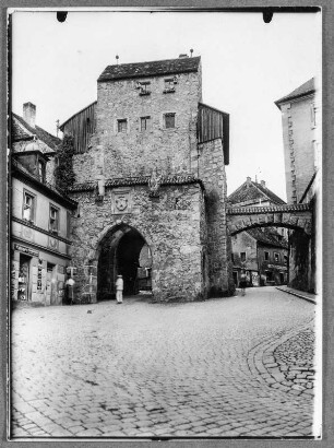 Stadttor in Nabburg : Nabburg. Mähntor, Stadttor mit Wappen. Feldseite