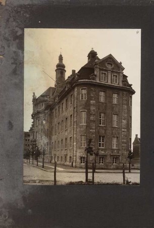 Amtsgericht, Berlin-Lichtenberg: Seitenansicht